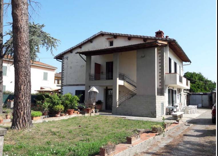 appartamento in vendita a Lastra a Signa in zona Stagno