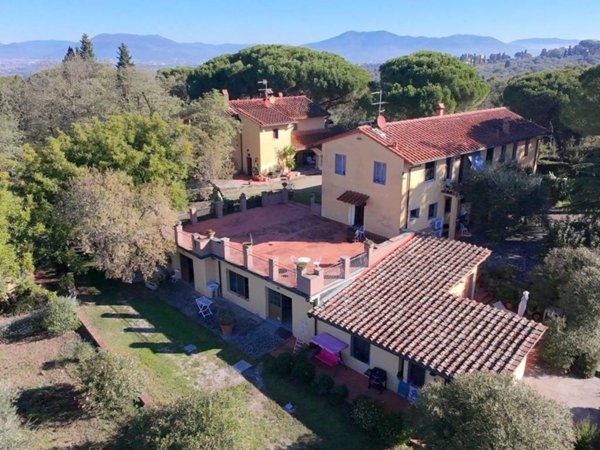 casa indipendente in vendita a Lastra a Signa