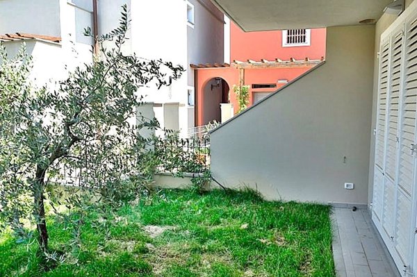 casa indipendente in vendita a Lastra a Signa