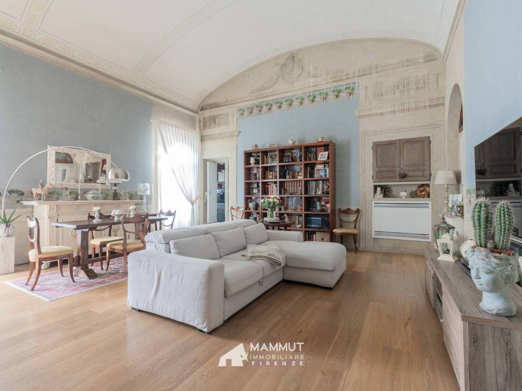 casa indipendente in vendita a Lastra a Signa