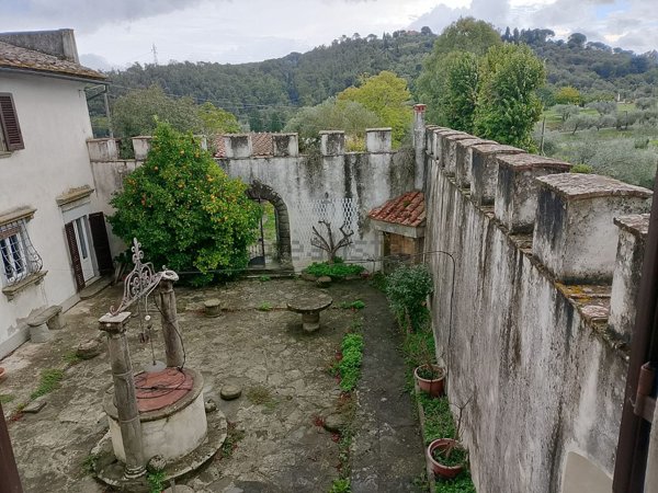 casa indipendente in vendita a Lastra a Signa in zona Malmantile