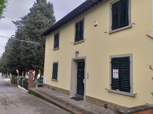 casa indipendente in vendita a Lastra a Signa in zona Inno