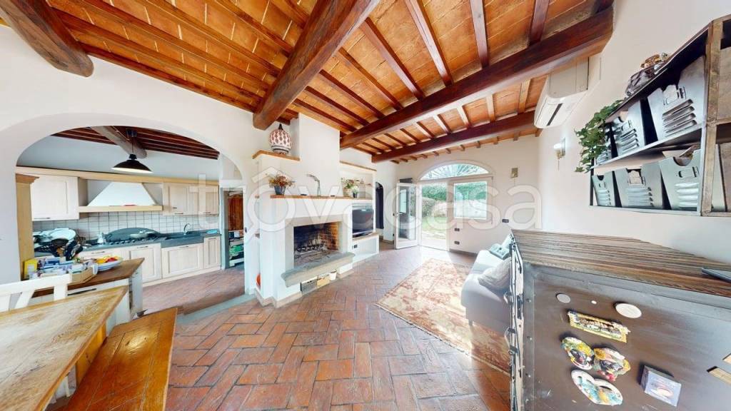 casa indipendente in vendita a Lastra a Signa