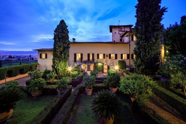 villa in vendita a Lastra a Signa