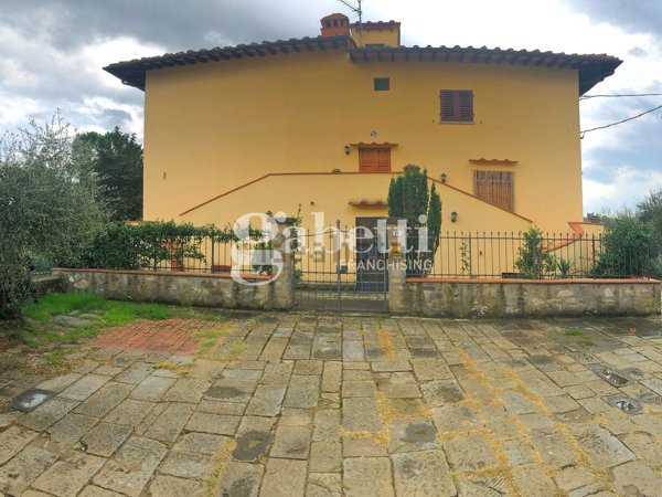 casa indipendente in vendita a Lastra a Signa