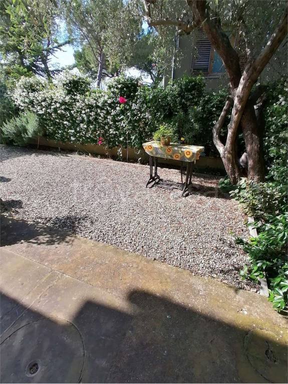 casa indipendente in vendita a Lastra a Signa