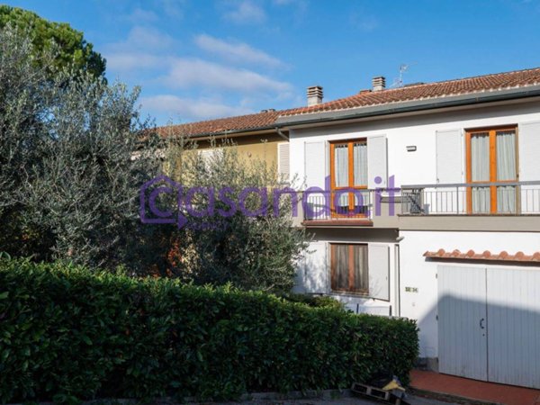 casa indipendente in vendita a Lastra a Signa