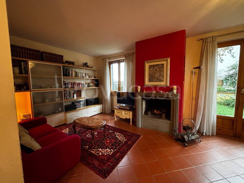 casa indipendente in vendita a Lastra a Signa