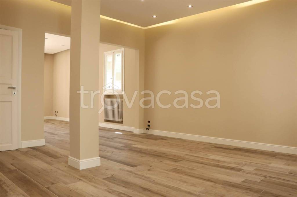 casa indipendente in vendita a Lastra a Signa