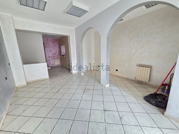 ufficio in vendita a Lastra a Signa in zona Ponte a Signa