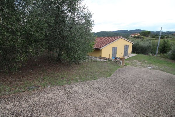 locale di sgombero in vendita a Lastra a Signa