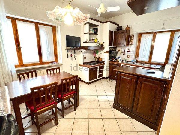 casa indipendente in vendita a Lastra a Signa