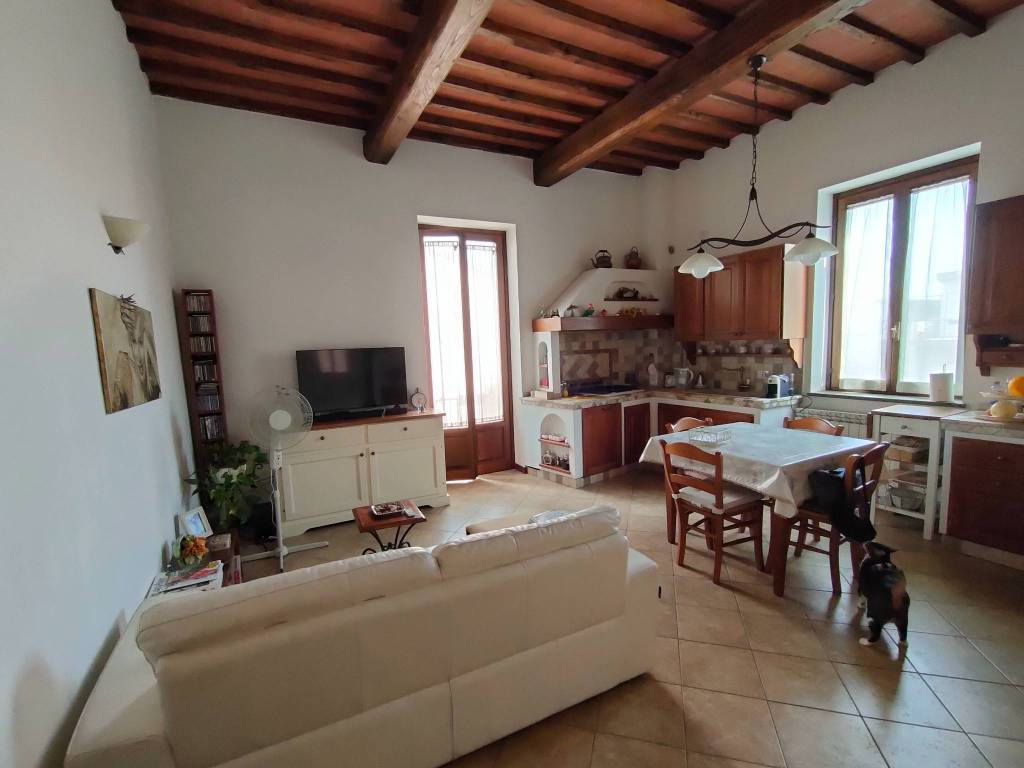 appartamento in vendita a Lastra a Signa in zona Ginestra Fiorentina