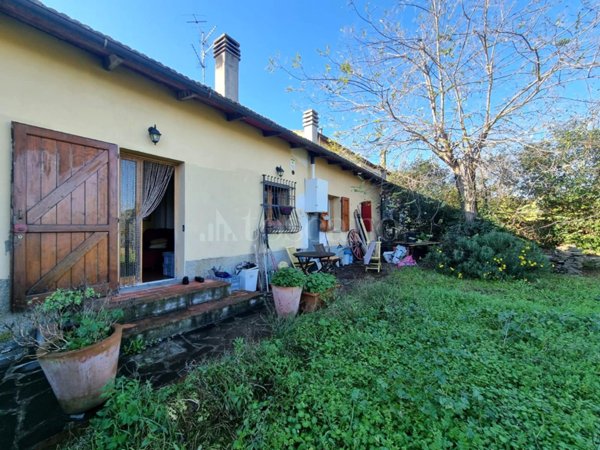 casa indipendente in vendita a Lastra a Signa in zona Malmantile