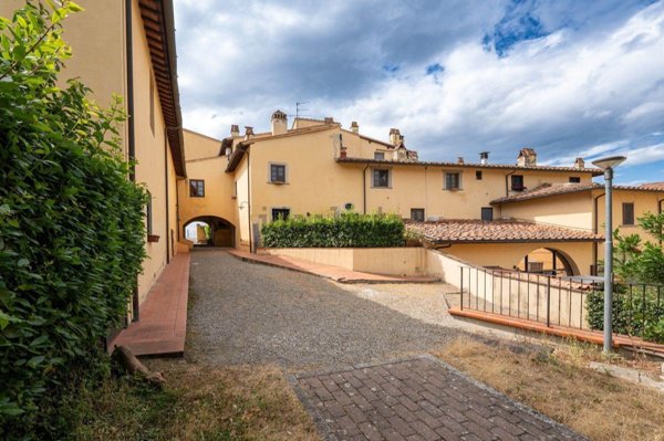 appartamento in vendita a Lastra a Signa in zona Ponte a Signa