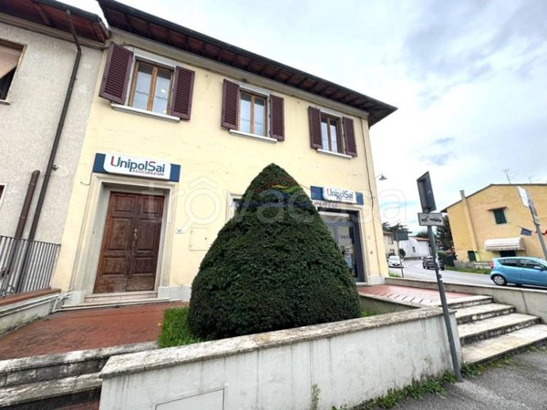 casa indipendente in vendita a Lastra a Signa