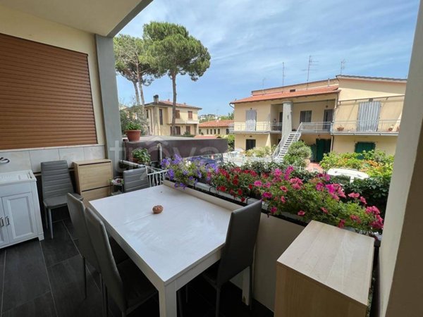 appartamento in vendita a Lastra a Signa in zona Ponte a Signa