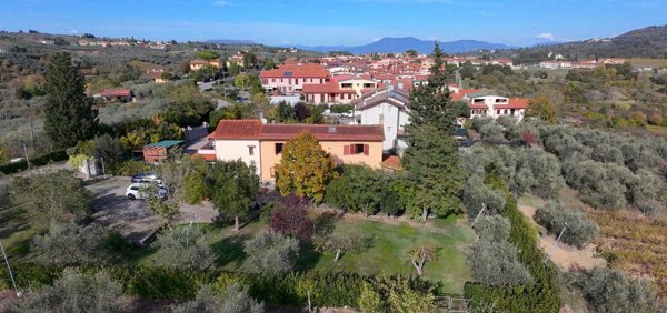 casa indipendente in vendita a Lastra a Signa