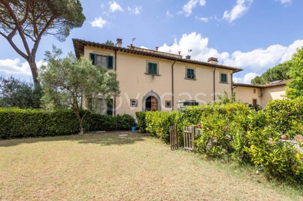 casa indipendente in vendita a Lastra a Signa in zona Carcheri