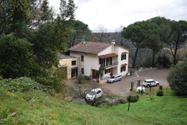 casa indipendente in vendita a Lastra a Signa in zona Brucianesi