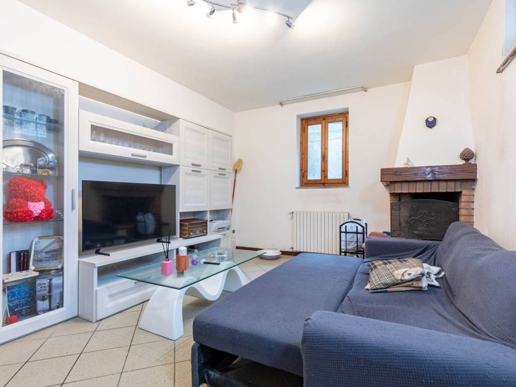 casa indipendente in vendita a Lastra a Signa