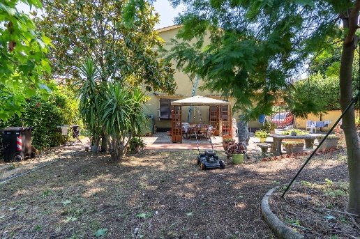 casa indipendente in vendita a Lastra a Signa