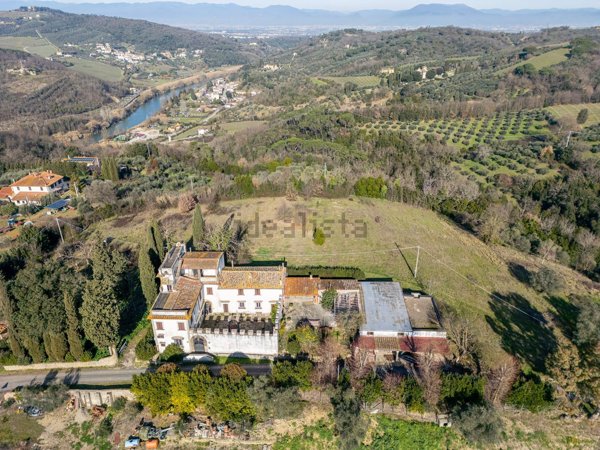 casa indipendente in vendita a Lastra a Signa in zona Malmantile