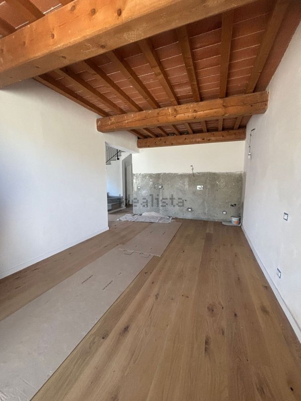 quadrivano in vendita a Lastra a Signa