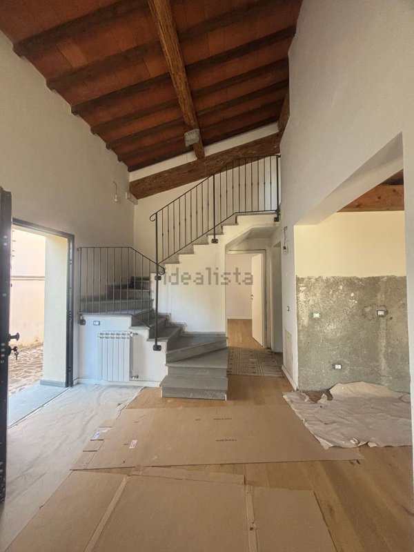 quadrivano in vendita a Lastra a Signa