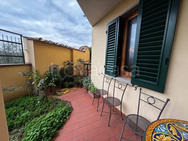 casa indipendente in vendita a Lastra a Signa