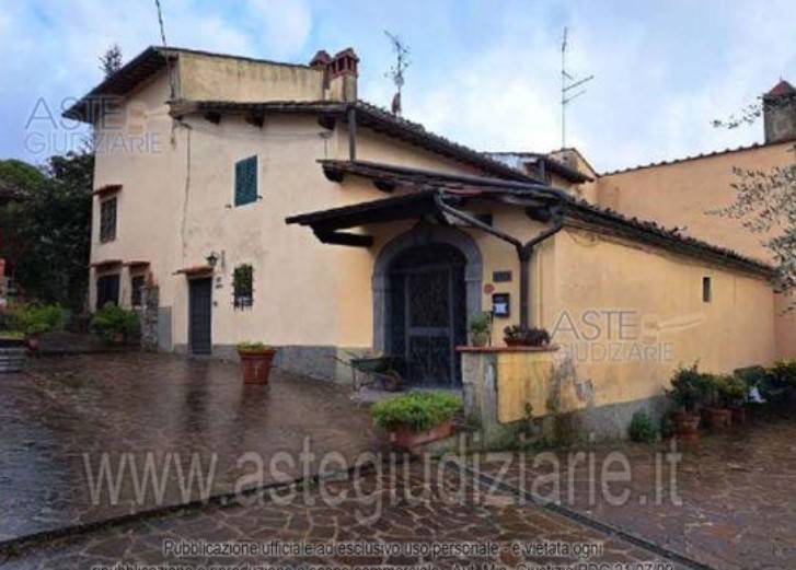 casa indipendente in vendita a Lastra a Signa in zona Carcheri