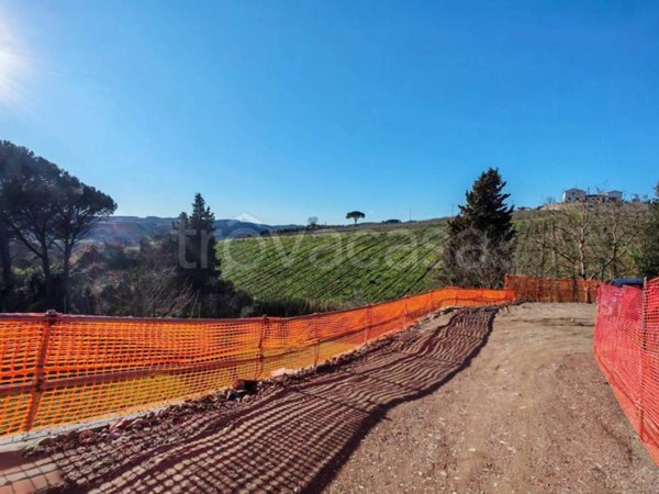 casa indipendente in vendita a Lastra a Signa in zona Ginestra Fiorentina