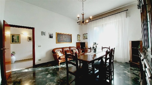 casa indipendente in vendita a Lastra a Signa