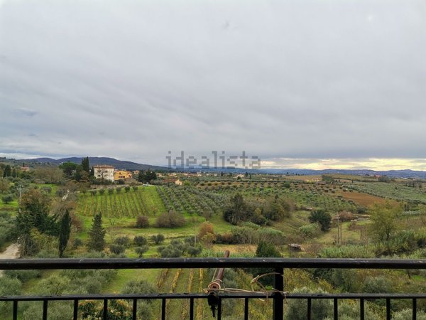 casa indipendente in vendita a Lastra a Signa