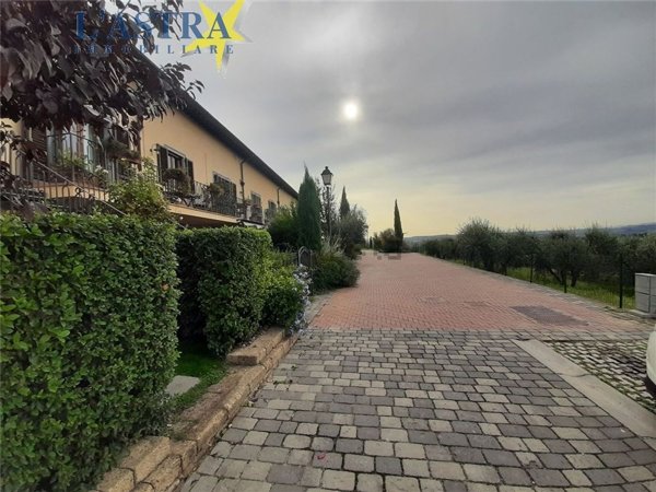 pentavano in vendita a Lastra a Signa in zona Malmantile