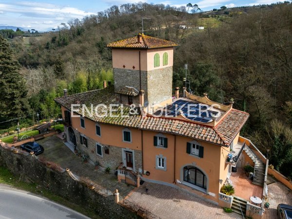 casa indipendente in vendita a Lastra a Signa