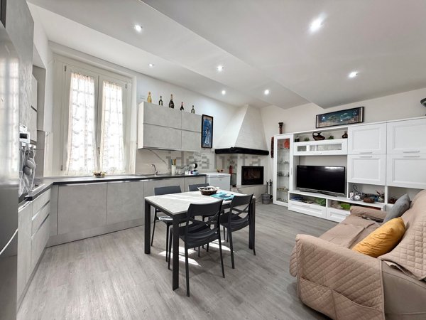 appartamento in vendita a Lastra a Signa in zona Ponte a Signa