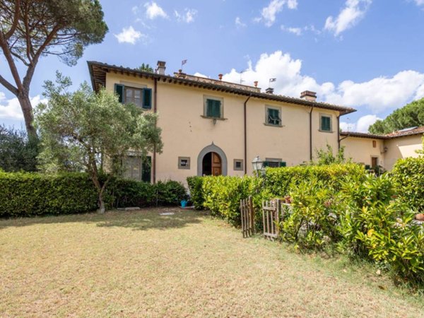 casa indipendente in vendita a Lastra a Signa