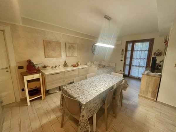 casa indipendente in vendita a Lastra a Signa