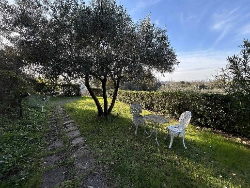 casa indipendente in vendita a Lastra a Signa in zona Marliano