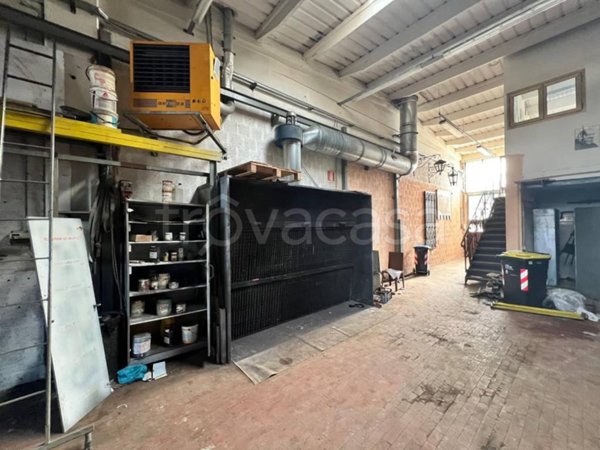 locale commerciale in vendita a Lastra a Signa