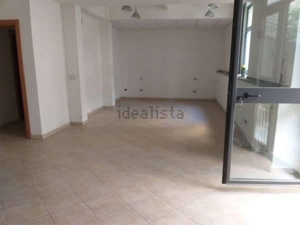 trivano in vendita a Lastra a Signa in zona Ponte a Signa