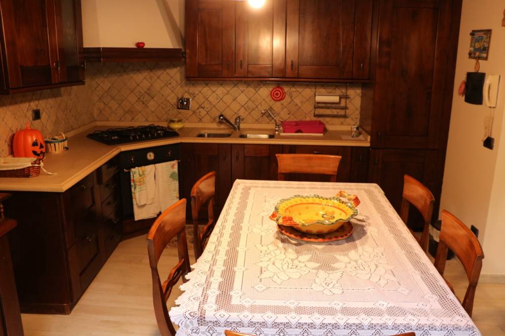 casa indipendente in vendita a Lastra a Signa in zona Ponte a Signa