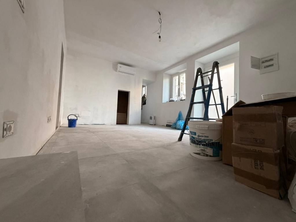 casa indipendente in vendita a Lastra a Signa in zona Ginestra Fiorentina
