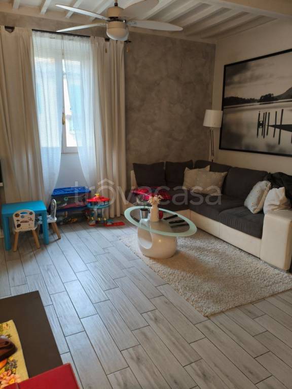 appartamento in vendita a Lastra a Signa