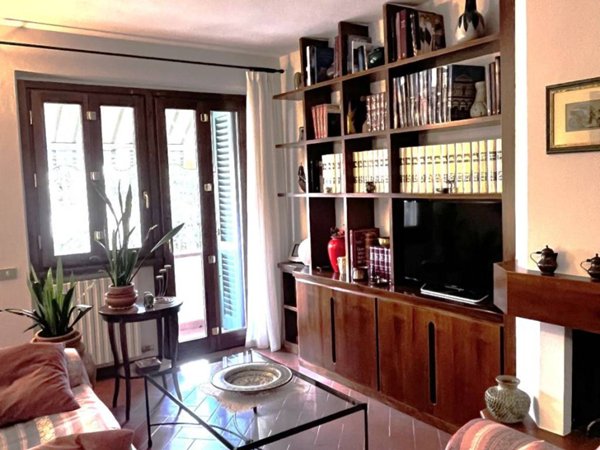 casa semindipendente in vendita a Lastra a Signa