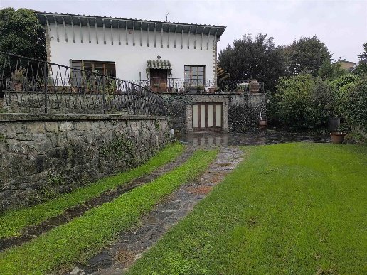 casa indipendente in vendita a Lastra a Signa