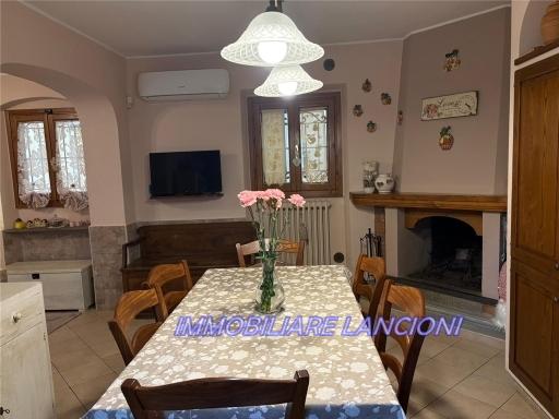 casa indipendente in vendita a Lastra a Signa