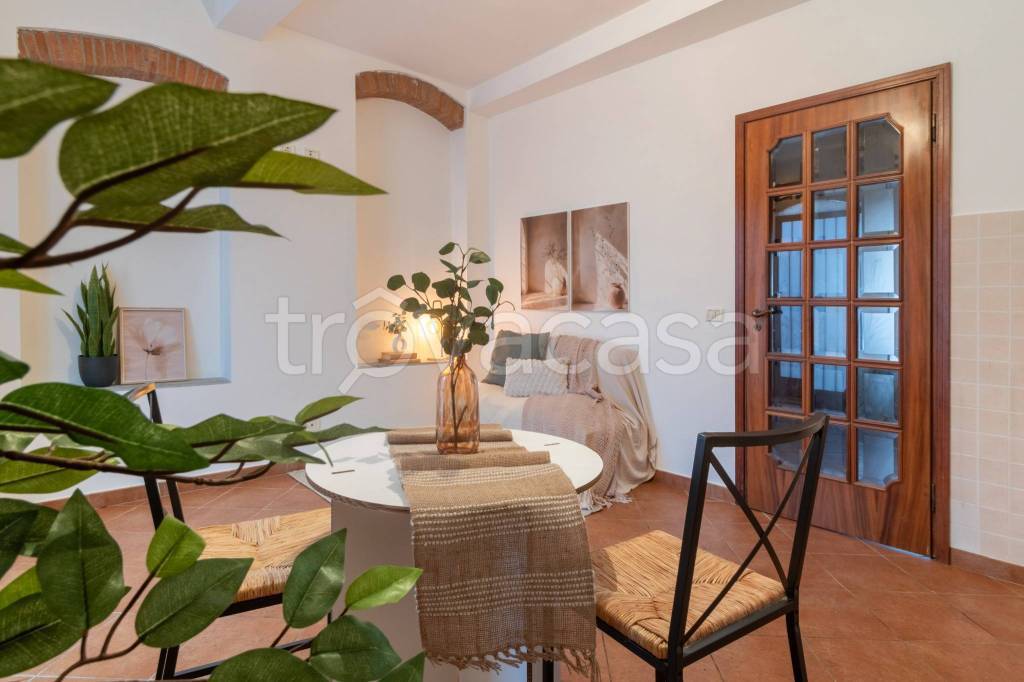 appartamento in vendita a Lastra a Signa in zona Ponte a Signa