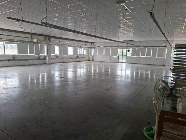 negozio in vendita a Lastra a Signa